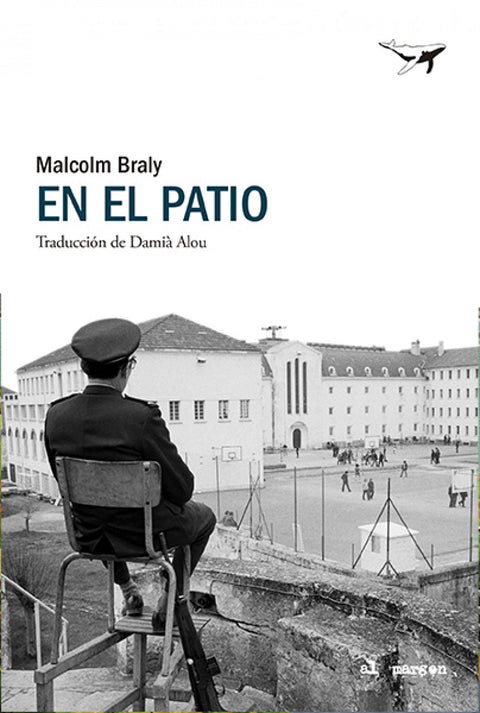  En el patio 