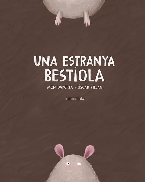  ESTRANYA BETIOLA, UNA 