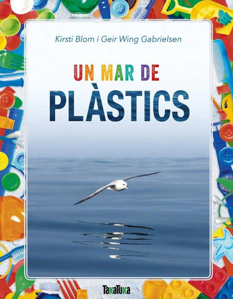  UN PAR DE PLASTICS 