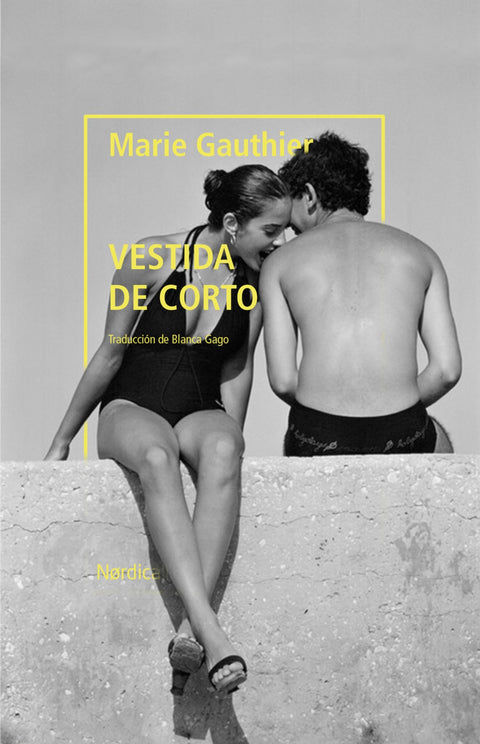  Vestida de corto 