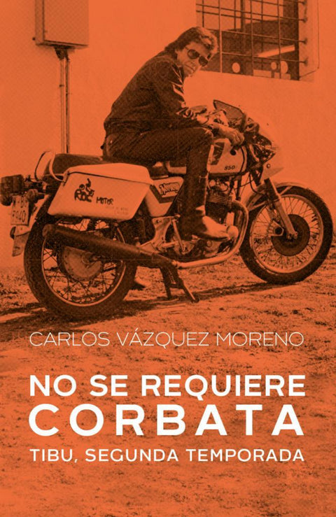  No se requiere corbata 