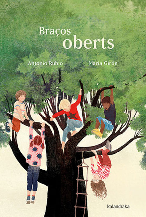  Braços oberts 