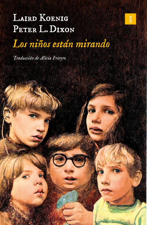  Los niños están mirando 